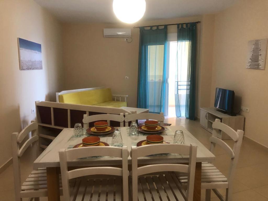 סרנדה Rezidenca E Kalter Apartments מראה חיצוני תמונה