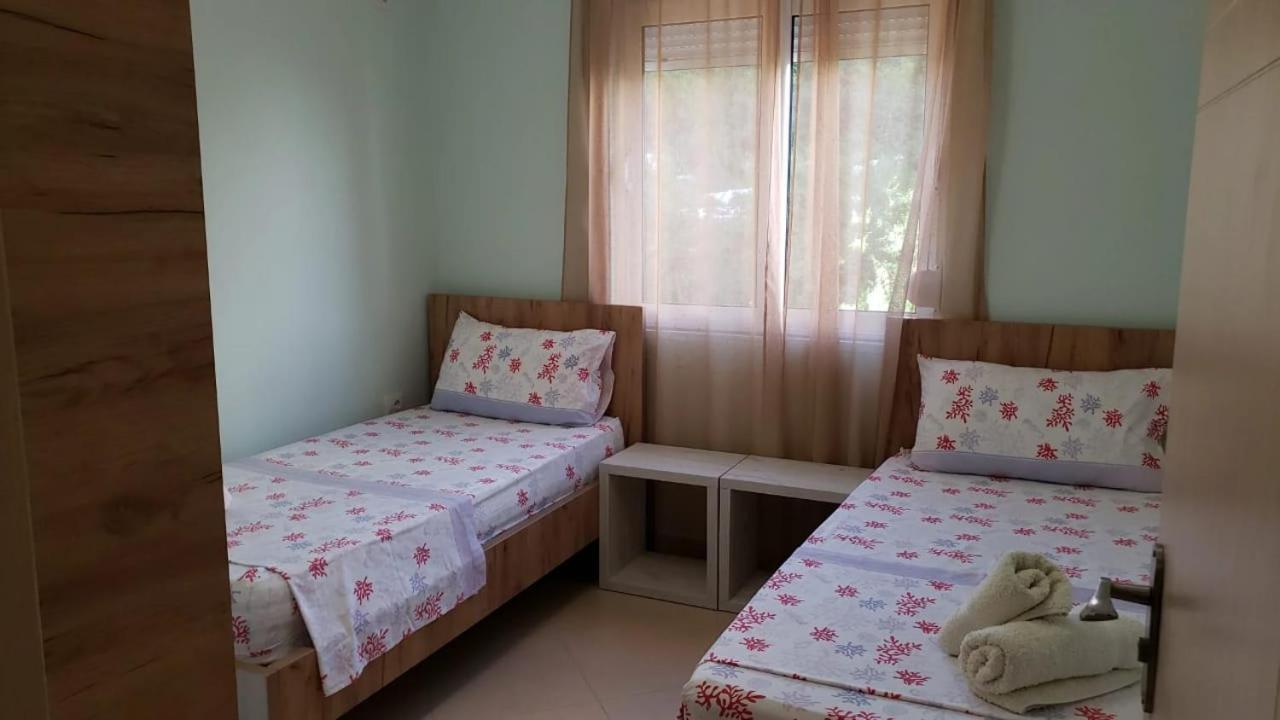 סרנדה Rezidenca E Kalter Apartments מראה חיצוני תמונה