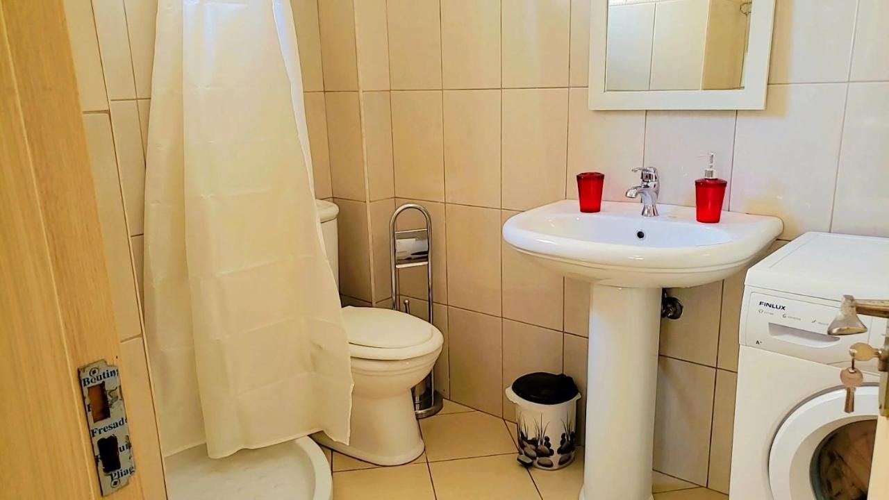 סרנדה Rezidenca E Kalter Apartments מראה חיצוני תמונה